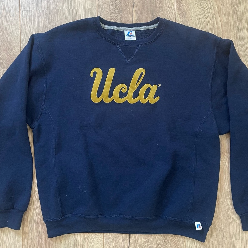 UCLA Sweatshirt Crewneck Navy Large Russell Athletic